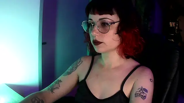 Snapshot of Acid_Girl_Ofc chatting on 11, 11, 2025 Acid Girl Ofc online show from 11, 11, 2025