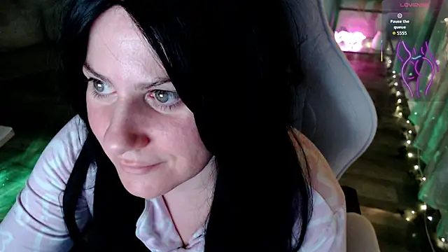 BellaStar84 online show from 15, 4, 2026