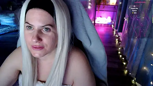 BellaStar84 online show from 10, 3, 2026