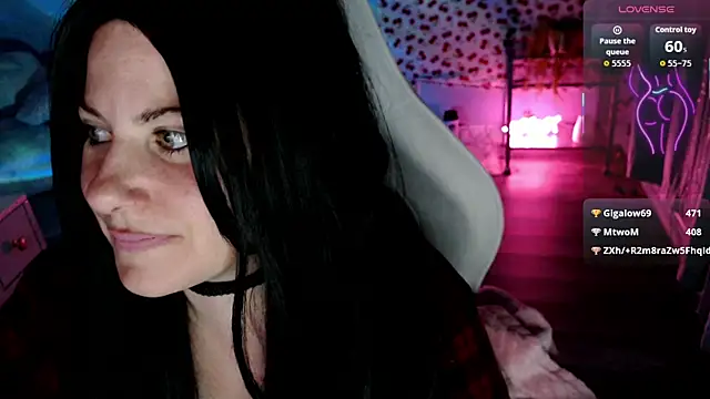 Snapshot of BellaStar84 chatting on 1, 7, 2026 BellaStar84 online show from 1, 7, 2026