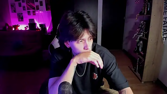 Snapshot of xIce_Boy chatting on 1, 6, 2026 xIce Boy online show from 1, 6, 2026