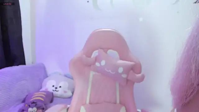 Emma cute11 online show from 14, 11, 2025