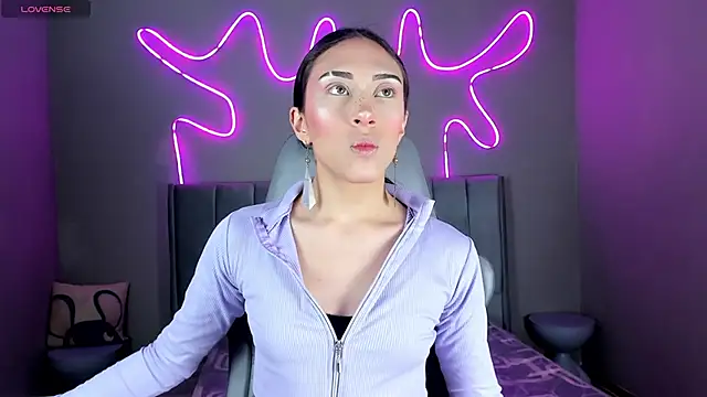 Snapshot of madison__rey chatting on 22, 11, 2025 madison rey online show from 22, 11, 2025