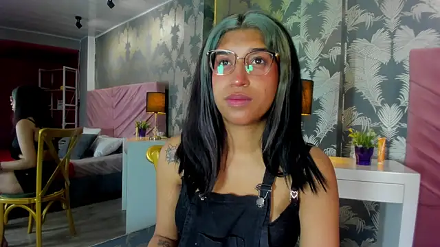 Karin Ks online show from 27, 11, 2025