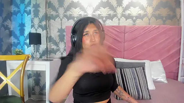 Karin Ks online show from 23, 10, 2025