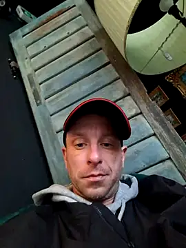 Snapshot of svenpfeifer chatting on 12, 3, 2025 svenpfeifer online show from 12, 3, 2025