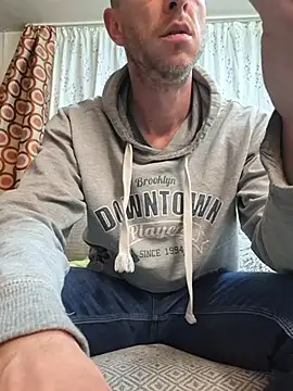 Snapshot of svenpfeifer chatting on 20, 12, 2025 svenpfeifer online show from 20, 12, 2025