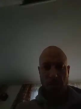 Snapshot of svenpfeifer chatting on 15, 1, 2026 svenpfeifer online show from 15, 1, 2026