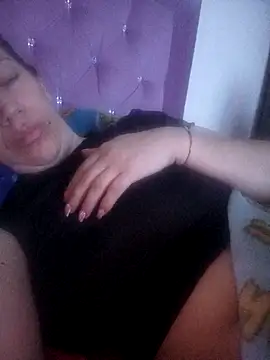 Snapshot of melany-92xxx chatting on 21, 3, 2026 melany-92xxx online show from 21, 3, 2026