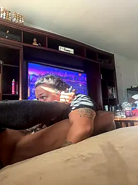 Snapshot of Foxdaguy chatting on 13, 11, 2025 Foxdaguy online show from 13, 11, 2025