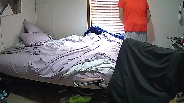 Muffdiver718 online show from 14, 3, 2025