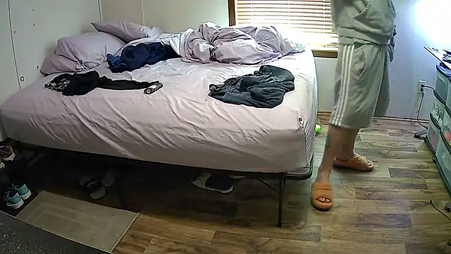 Muffdiver718 online show from 18, 3, 2025