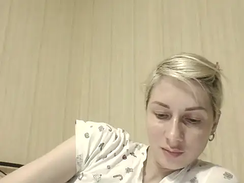 Snapshot of _Black-Panther_ chatting on 2, 7, 2026 Black-Panther online show from 2, 7, 2026