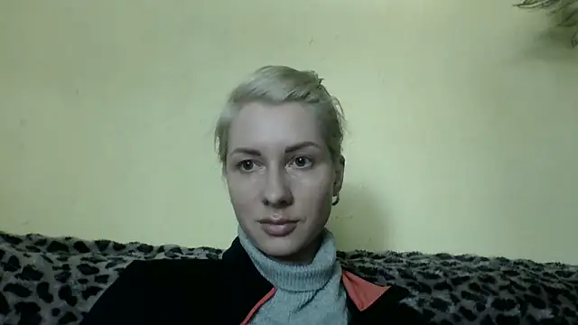 Snapshot of _Black-Panther_ chatting on 15, 6, 2026 Black-Panther online show from 15, 6, 2026