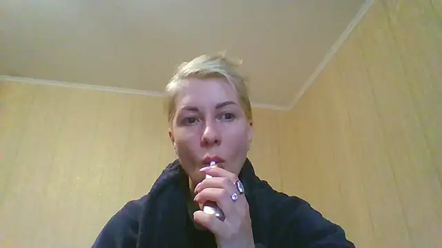 Snapshot of _Black-Panther_ chatting on 13, 6, 2026 Black-Panther online show from 13, 6, 2026