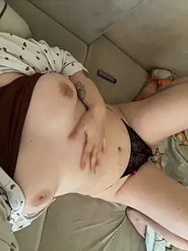 Snapshot of IMHORNYWET chatting on 30, 9, 2025 IMHORNYWET online show from 30, 9, 2025