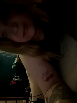 Snapshot of IMHORNYWET chatting on 28, 9, 2025 IMHORNYWET online show from 28, 9, 2025