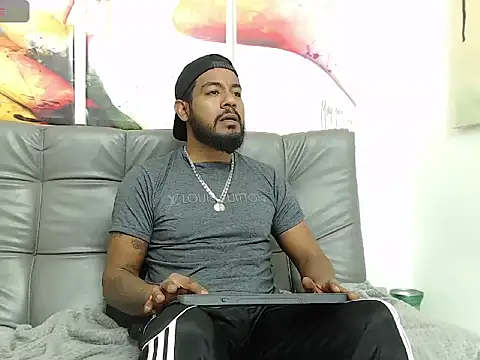 BladeFoxxx1 online show from 9, 11, 2025