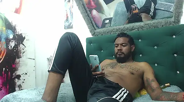BladeFoxxx1 online show from 20, 3, 2025