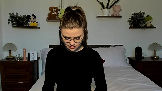 HaleyReedme online show from 24, 2, 2026