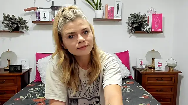 HaleyReedme online show from 16, 9, 2025