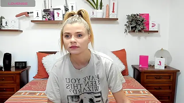 HaleyReedme online show from 29, 9, 2025