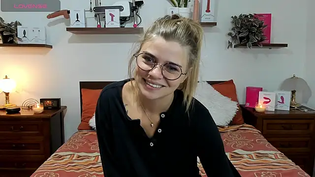 HaleyReedme online show from 6, 10, 2025