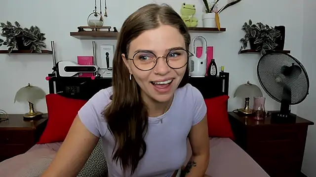 HaleyReedme online show from 16, 7, 2026