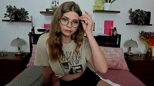 HaleyReedme online show from 16, 6, 2026