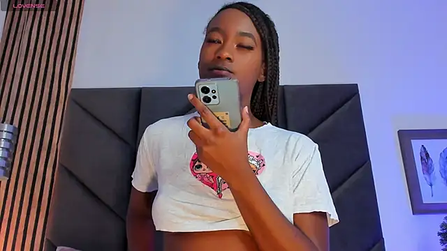 Snapshot of Kendallross28 chatting on 16, 9, 2025 Kendallross28 online show from 16, 9, 2025