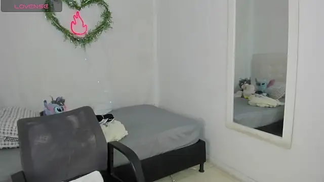 Brithanycullen online show from 19, 4, 2026