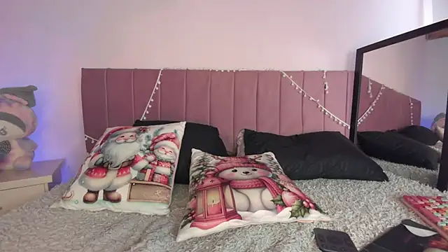 kitty-kryss online show from 5, 1, 2026