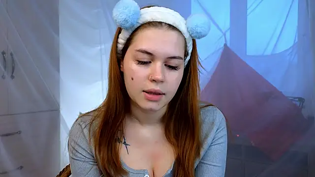 LucilleGlover online show from 28, 9, 2025