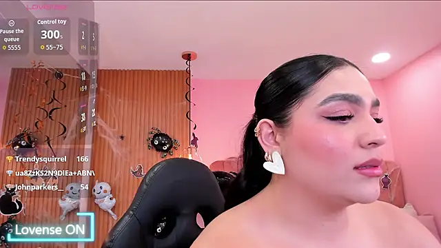 eva sainnt online show from 14, 10, 2025