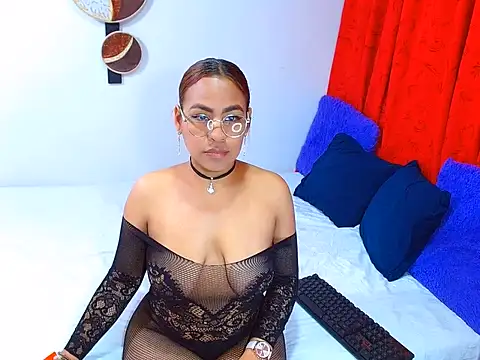 Snapshot of SharonCasttle chatting on 24, 7, 2026 SharonCasttle online show from 24, 7, 2026