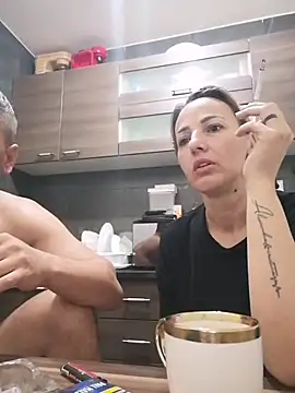 Snapshot of yourflowerpink chatting on 25, 10, 2025 yourflowerpink online show from 25, 10, 2025