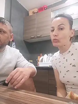 Snapshot of yourflowerpink chatting on 21, 10, 2025 yourflowerpink online show from 21, 10, 2025