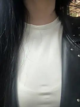 Chloeember online show from 19, 9, 2025
