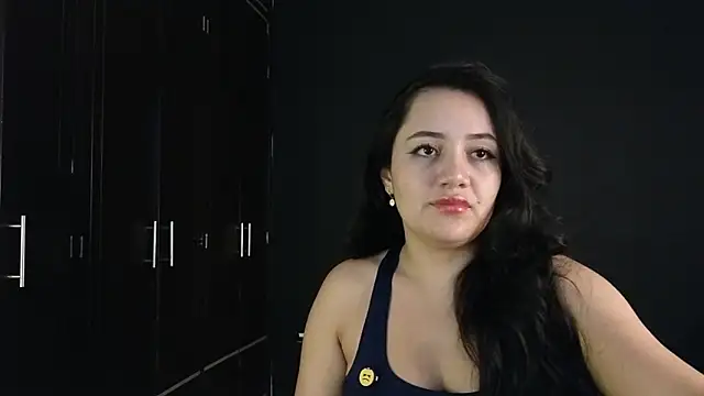 Snapshot of Isa_1207 chatting on 17, 5, 2026 Isa 1207 online show from 17, 5, 2026