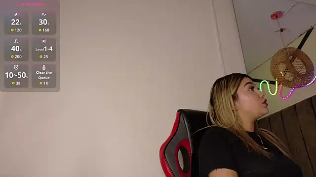 natasha  black online show from 21, 11, 2025