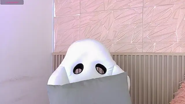 Gaviluc  online show from 10, 11, 2025