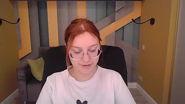 AngelinaLow online show from 16, 3, 2026