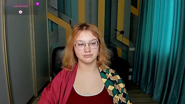 AngelinaLow online show from 15, 1, 2026