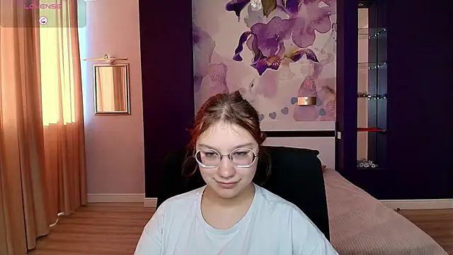 AngelinaLow online show from 31, 10, 2025