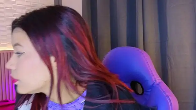 TiffanyWalk online show from 4, 12, 2025