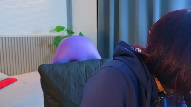 TiffanyWalk online show from 11, 3, 2026