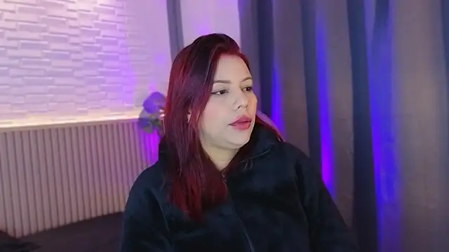 TiffanyWalk online show from 17, 12, 2025