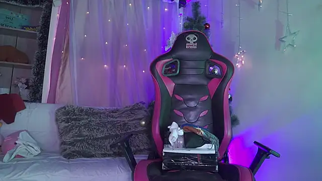 Madison Mayer online show from 16, 12, 2025