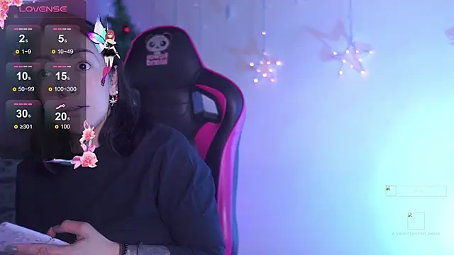 Madison Mayer online show from 28, 11, 2025