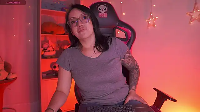 Madison Mayer online show from 12, 2, 2026